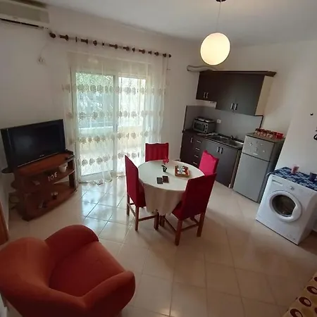 Golem Holiday Apartment * 골렘