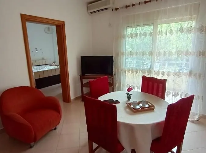 Golem Holiday Apartment * Golem (Tirana)