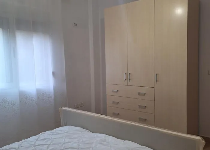 公寓 Golem Holiday Apartment *